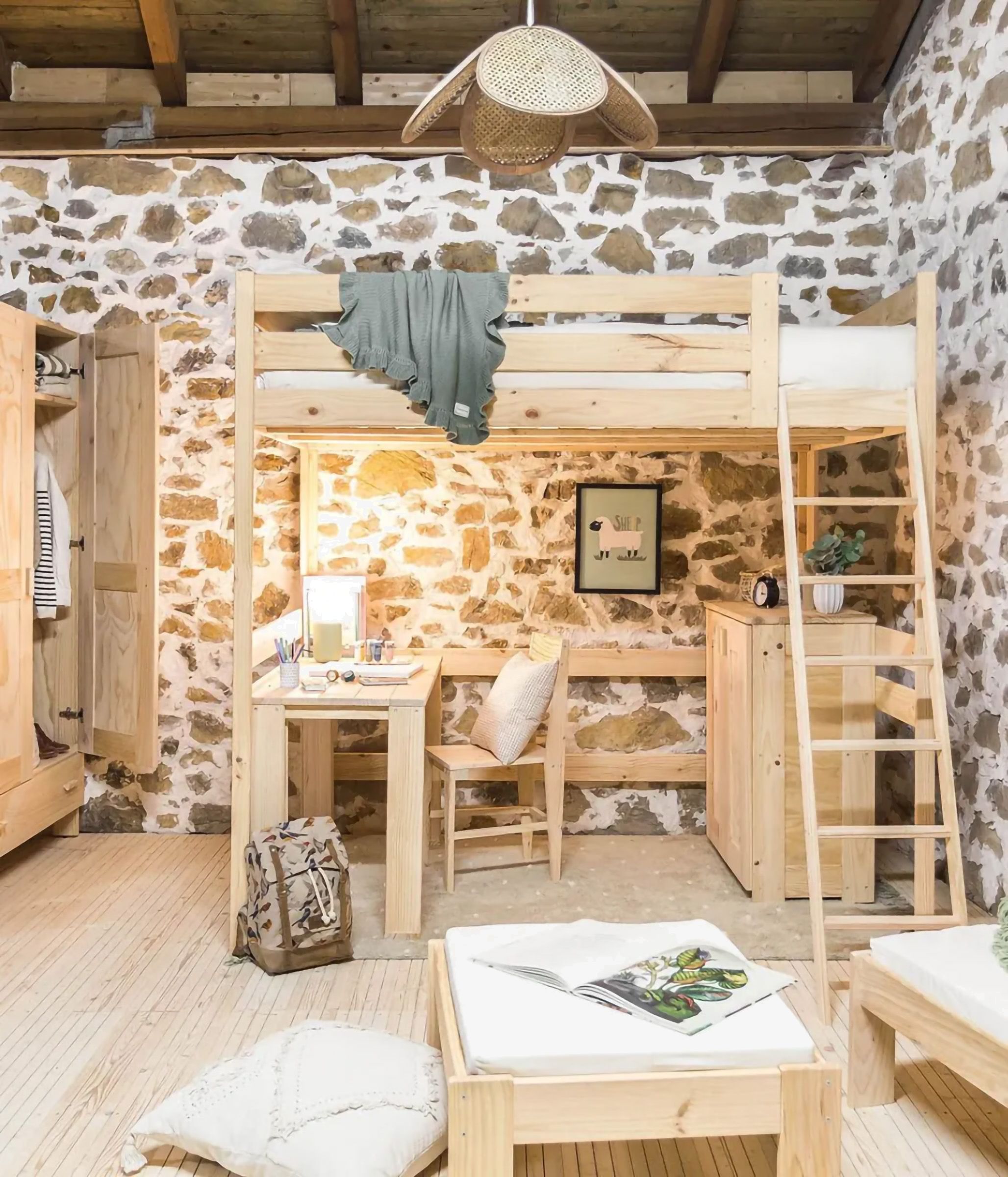 cama_alta_135cm_cuatro